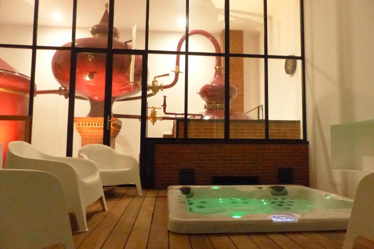 Bed and Breakfast L'Alambic De L'Estuaire Saint-Fort-sur-Gironde Exterior foto